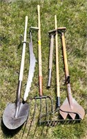 Garden Tools - Shovel, rake, fork and more