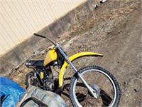 DIRT BIKE