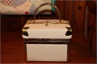 Delill 1960's box purse train case handbag