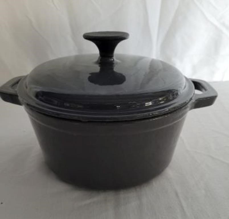 CAST ENAMEL DUTCH OVEN BELLA