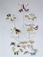 25 + Vintage Figural Brooches & Pins: Animals
