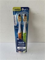 Oral B 2 pack battery toothbrushes