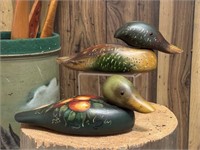 Pair 1983 Hand Painted Jackie Cole Decoys