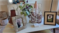 8PC DECOR ITEMS