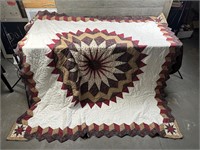 Very Pretty Quilt CLEAN No Stains