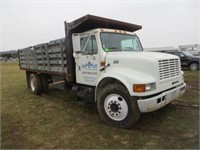 2001 International 4700 DT 466E,