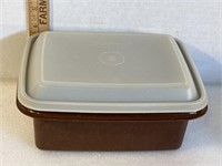Vintage Tupperware brown with original lid 7x4