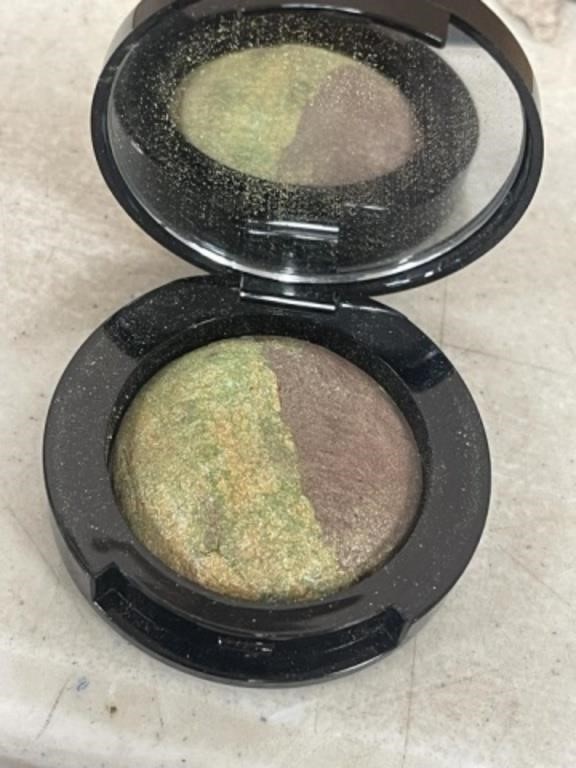 RTW BAKED EYESHADOW CHESTNUT CHINTZ/SAGE CHIFFON