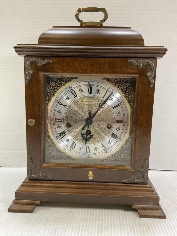 HAMILTON 8 DAY KEYWIND MANTLE CLOCK WITH SOLID