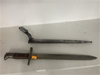 Antique rifle bayonet