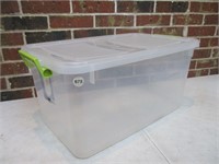 51 Quart Tote with Lid -Clear