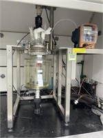 H.E.L Group Glass Bioreactor w/ Huber Unistat 705