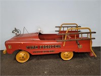 FIRE FIGHTER UNIT NO.508 PEDAL CAR W/ LADDERS