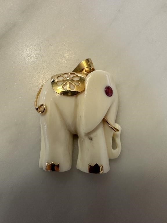 14K GOLD ELEPHANT PENDANT