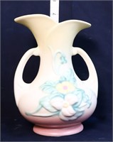 Vintage Hull W8 7 1/2in 2 handle vase