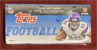 NIB Topps 2010 Complete Set NFL Trading Cards