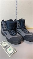 HIKING BOOTS SIZE 7.5 LIKE NEW