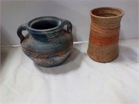 2 Pottery vase