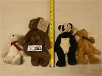 (4) Boyds Bears Investment Collectables