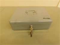 Masterlock cashbox with keys