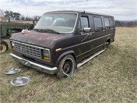 1986 ford econoline has title