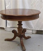 CLAW FOOT TABLE 29" ROUND