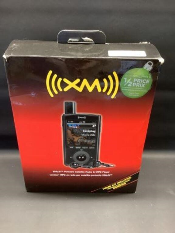 XMp3i Portable Satellite Radio & MP3 Player