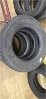 4 Bridgestone dueler tires, 205/70 R15