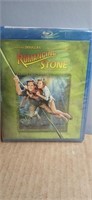 (New) Romancing The Stone  Blu-ray DVD