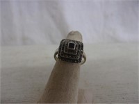 .925 Silver Cocktail Ring - Size 7 - 5 Grams
