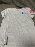 Under armor Youth S t shirt