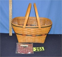1992 Longaberger Gift Giving Basket,