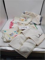 Vintage Hand Towels with Embroidery
