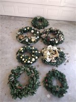 Large Rolling Bag of Xmas Wreaths