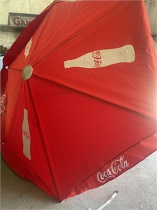 2 8' Coke umbrellas