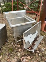 Stainless Steel Tank & Basin