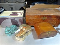 5 Different Jewelry Boxes / Some Earrings
