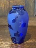 A&E Lount Cobalt Etched Bunny Motif Glass Vase