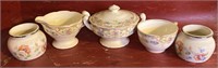 Miscellaneous chinaware - floral designs