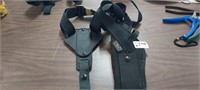 UNCLE MIKES SIDEKICK BELT AND HOLSTER