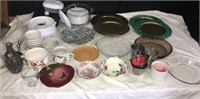 Assorted Kitchen Dishes Y12C