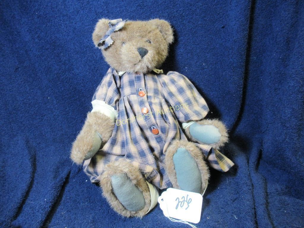 BOYD'S TEDDY BEAR - NO BOX - 15"H