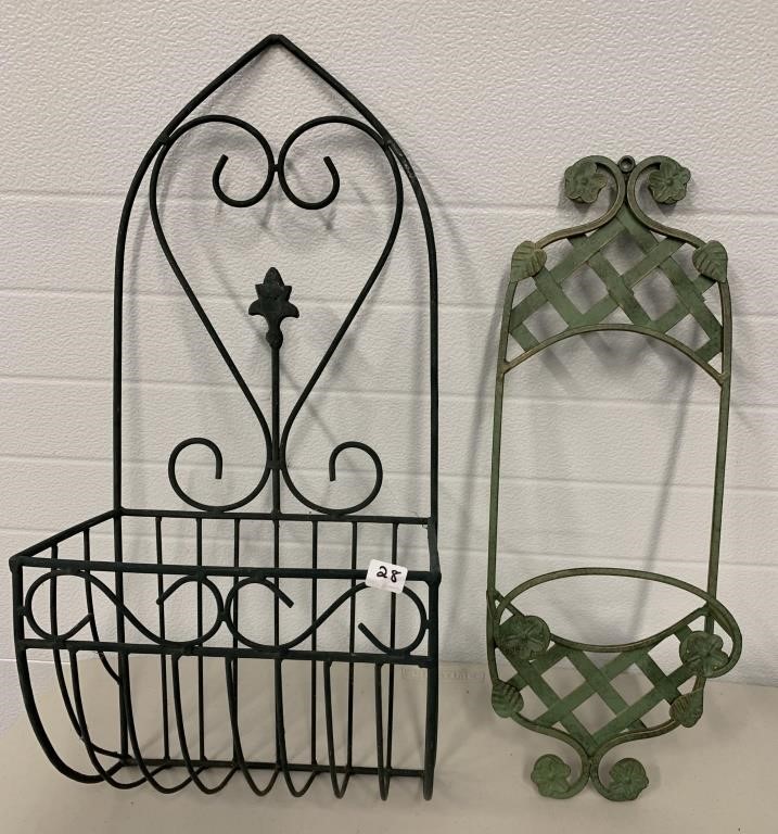 Garden Metal Items(22" tall) (NO SHIPPING)