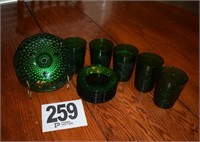 Green Glass Lot (16 Pieces)