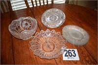 Glass Lot with (2) Bowls & (7) Oval Plates