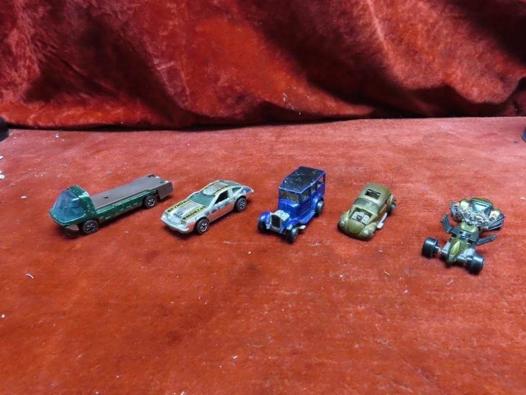 (5)1960's Red line Hot wheels diecast cars.