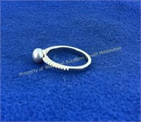 Grey fresh water pearl ring base metal sz 7