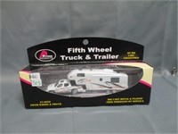 Prime products Fifth wheel truck and trailer