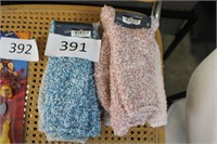 2-2ct fuzzy socks