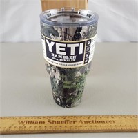 Yeti Rambler 30oz Tumbler Camo - Unused